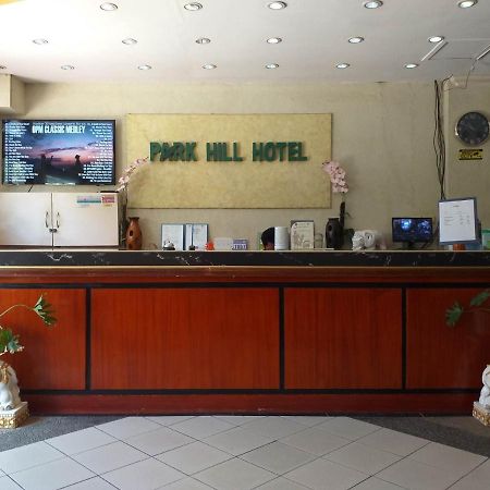 Mactan Airport Hilltop Hotel Lapu-Lapu City Bagian luar foto