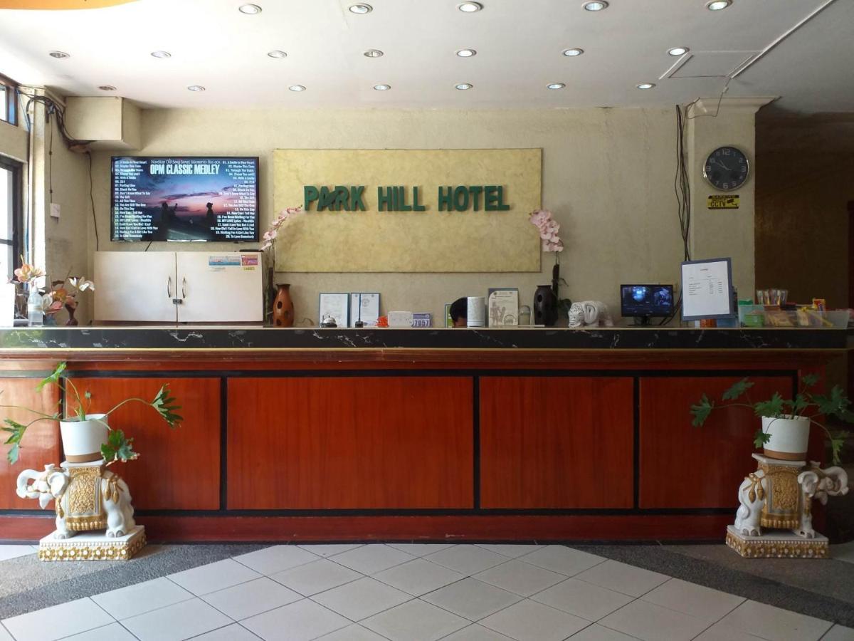 Mactan Airport Hilltop Hotel Lapu-Lapu City Bagian luar foto
